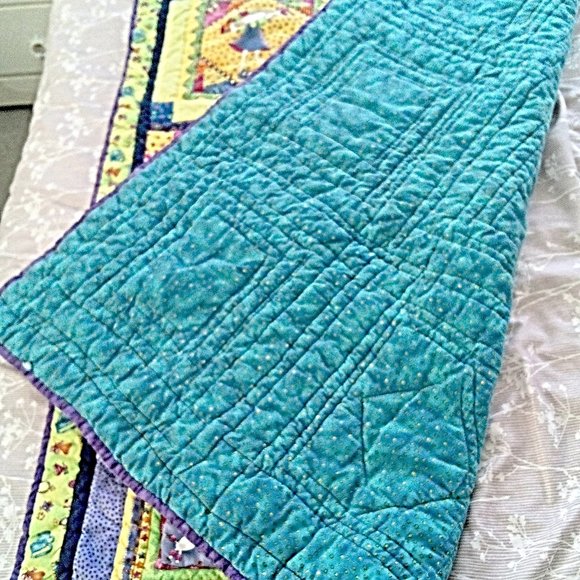 Little Girl's Handmade Quilt - Picture 2 of 5